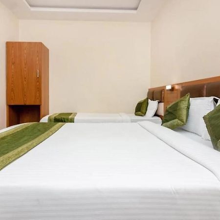Hotel Volga Plaza Mumbai Luaran gambar