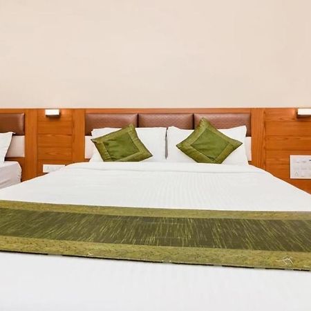 Hotel Volga Plaza Mumbai Luaran gambar