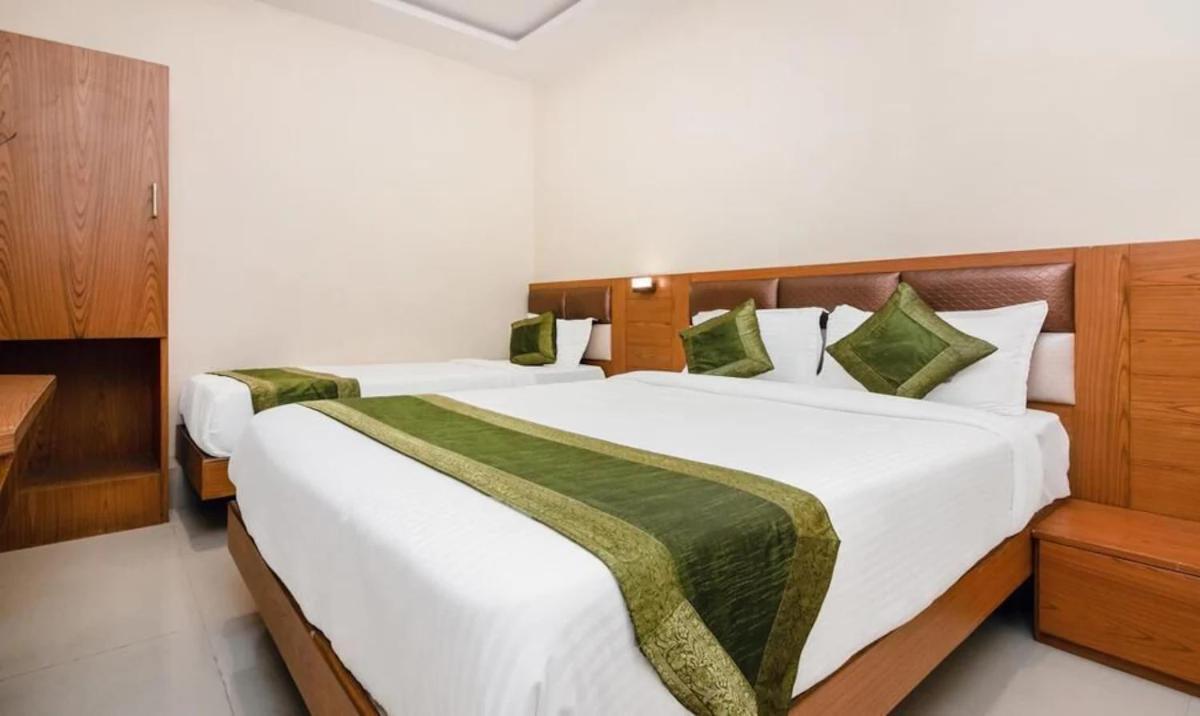 Hotel Volga Plaza Mumbai Luaran gambar