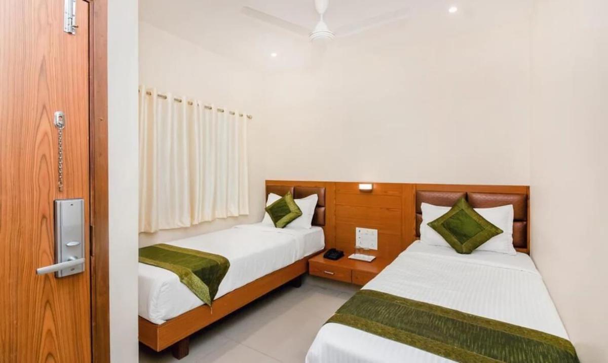 Hotel Volga Plaza Mumbai Luaran gambar